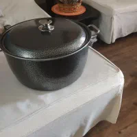 شش عمق بیست ودو دهنه قابلمه چهل
