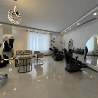 اجاره میز ناخن