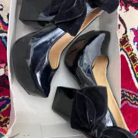 کفش پاشنه بلند