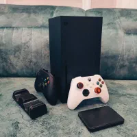 XBOX SERIES X + HARD HHD