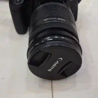 دوربین ۸۰۰ d کنون با لنز اضافه