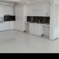 کاشی کار کاشیکار چسبی بین کابینتی سرامیک کار