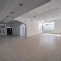 ویلایی مرکز شهر / مناسب درمانی، اداری و آموزشی