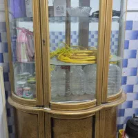بوفه شیشه ای