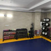 فروش یکجا کلیه وسایل و تجهیزات باشگاه ورزشی