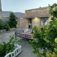 باغچه-اختصاصی-با-استخر-فضایی-دنج-برای-جشن-ودورهمی