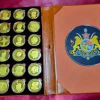 سکه یادبود 24 عددی خاندان پهلوی