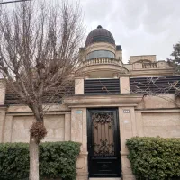 نیاوران ۹۲۰ متر لوکیشن استثنایی
