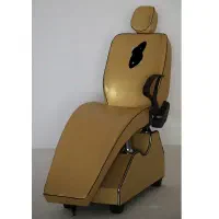 دو عدد صندلی اصلاح