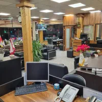 استخدام مدیر داخلی و مشاور املاک