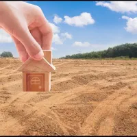 سه قواره زمین مسکونی تفکیک شده