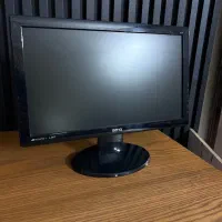 مانیتور 19 اینچ BENQ در حد و سالم
