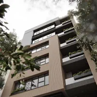 رودکی خیام غربی فروش و تهاتر ۲۴۰ متری عمارت رویال