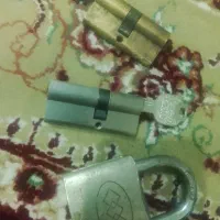 مغزی و قفل