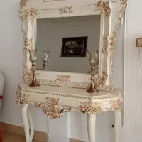 آیینه و کنسول