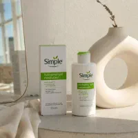 کرم مرطوب کننده‌ی دست و صورت Simple مدل لایت