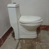 دستشویی فرنگی در حد نو