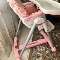 صندلی غدای دخترانه