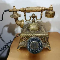 فروش تلفن برنزی و میز تلفن