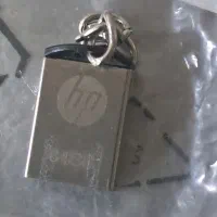فلش ۶۴ گیگ