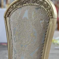 به یک کارگر زیرکار چی رنگ ماهر نیازمندیم