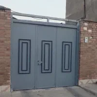 درب سه لنگه بدون چهارچوب