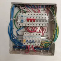 تاسیسات و برقکاری ساختمان