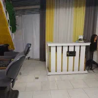 دکور و کانتر، مبل انتظار، پارتیشن، تخت مژه، ترولی
