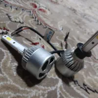 چراغ مه شکن ماشین رنگ یخی