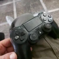 دسته اورجینال سونی ۴