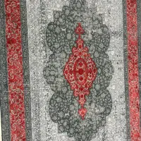 فرش ۴ متری مهر و ماه کاشان در حد نو
