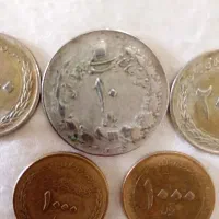 تعدادی سکه قدیمی