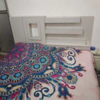 تخت دونفره وکودک