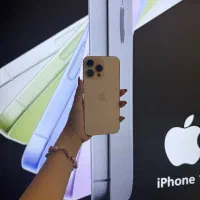 آیفون ۱۶پرومکس نچرال/iphone16 promax