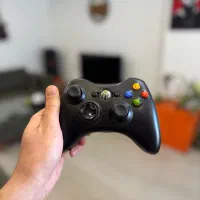۲ تا دسته xbox 360 سالم