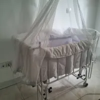 گهواره بچه شیک|اسباب و اثاث بچه|کرمانشاه, |دیوار