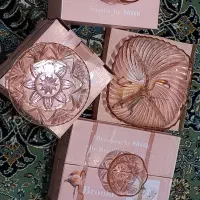 ظروف کریستالی صورتی