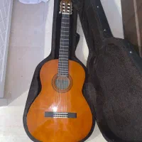 گیتار یاماها c40