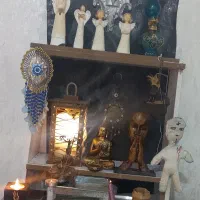 آوردن هرگونه دعا جلوی چشم خودت،هرجای دنیا که باشه