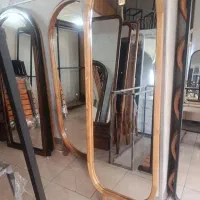 آینه پایه دار