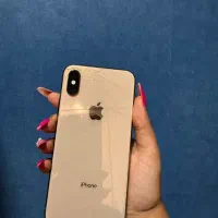 ایفون xs