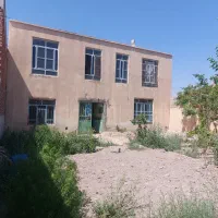 فروش یک باب خانه کلنگی و قابل نشین