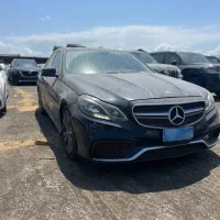 بنز E350 ۲۰۱۶ بی رنگ پشت فنس