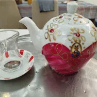 ست قوری و نعلبکی قاجاری و استکان کمرباریک