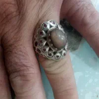 یک عدد انگشتر اپال