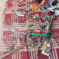ابزار و تخته قالی..ده عدد شارژ انواع ابزار
