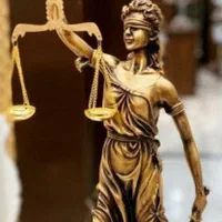 وکیل پایه یک دادگستری