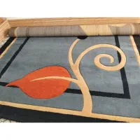 گلیم فرش ۳در۵ کاملاً سالم و تمیز