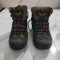 کفش کوهی ساق دار سایز ۳۹