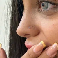 تخفیف ویژه برای انجام خدمات پیرسینگ و میکرو درمال